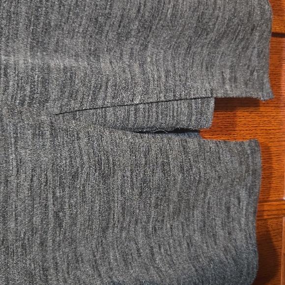 Size Xsmall Rag&Bone Lightweight Sweater - Picture 6 of 6